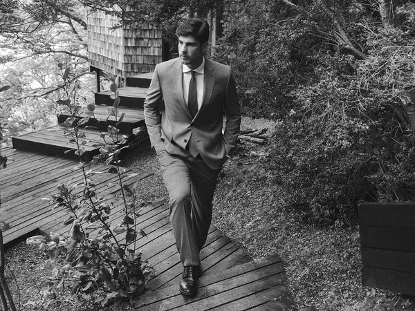 Calça de alfaiataria masculina: 7 dicas para montar looks modernos e elegantes