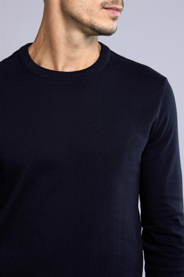 Tricot Básico Gola Careca - Preto