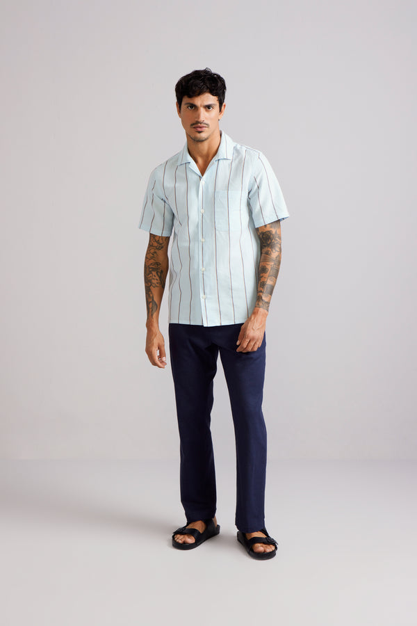Camisa Manga Curta com Bolso Linen Blend Comfort Listrada - Azul