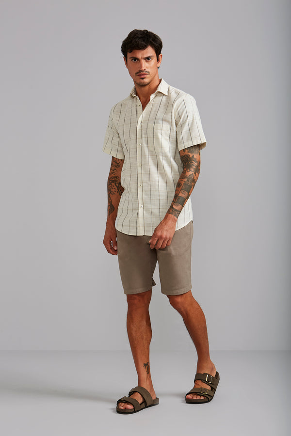 Camisa Manga Curta com Bolso Comfort - Verde