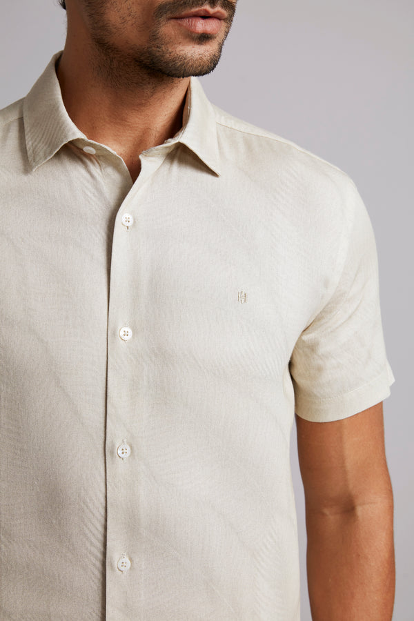 Camisa Manga Curta Lisa Slim Fit - Bege
