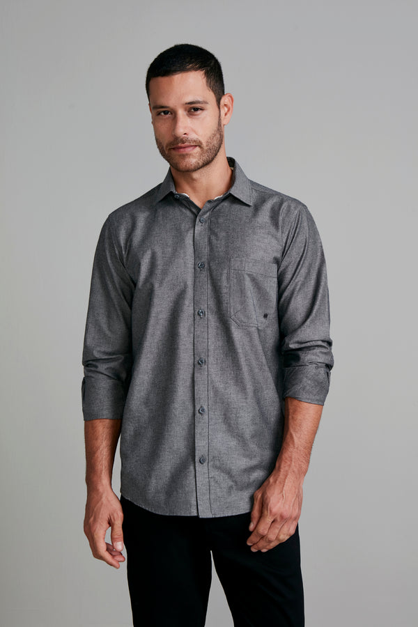 Camisa com Bolso Lisa Comfort - Cinza