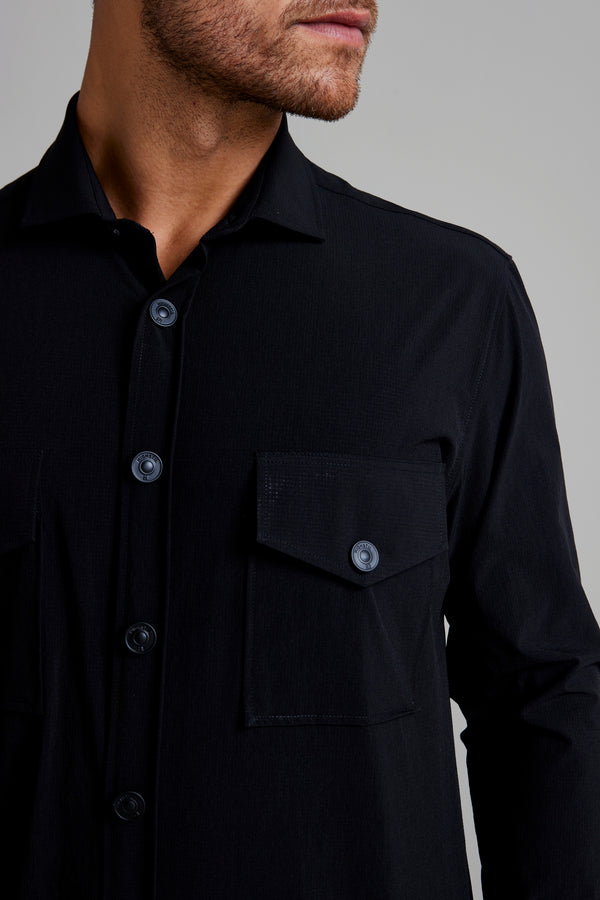 Camisa com Bolso Lisa Tecnocomfy Comfort - Preto
