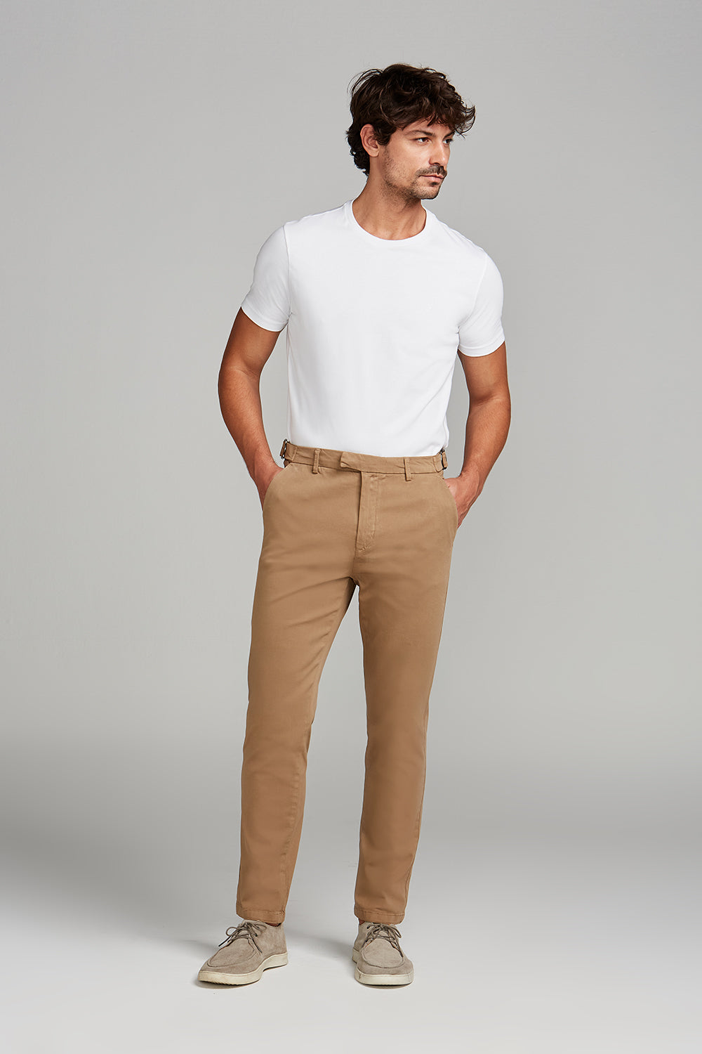Calça Chino Slim Fit
