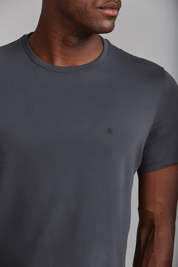 Camiseta Slim Fit - Cinza Chumbo