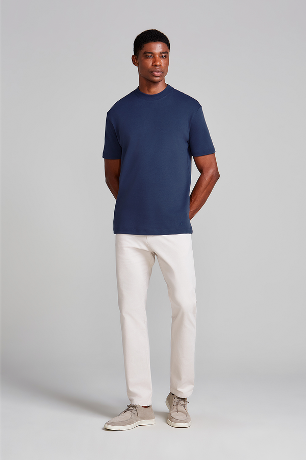 Camiseta Gola Média Comfort - Azul Marinho