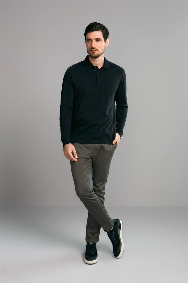 Polo Manga Longa com Bolso Comfort Premium - Preto