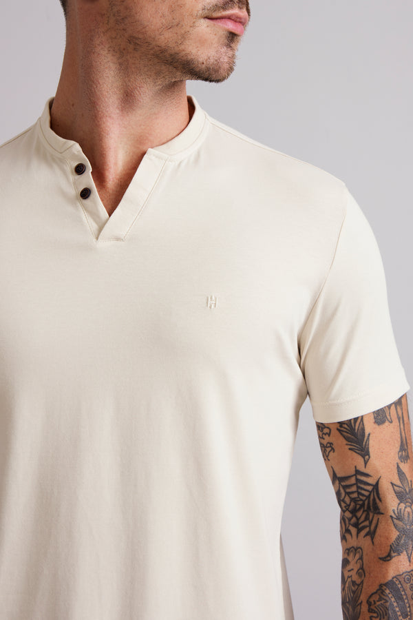 Camiseta Gola Portuguesa Malha Premium Slim Fit - Bege