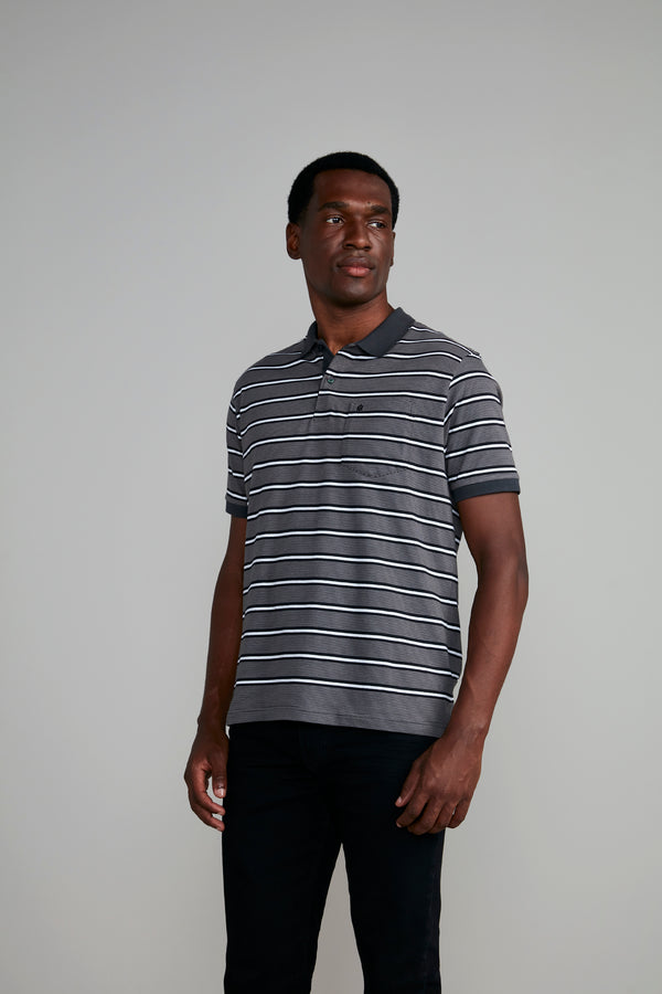Camisa Polo com Bolso Malha Comfort - Cinza