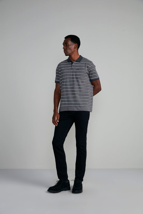 Camisa Polo com Bolso Malha Comfort - Cinza