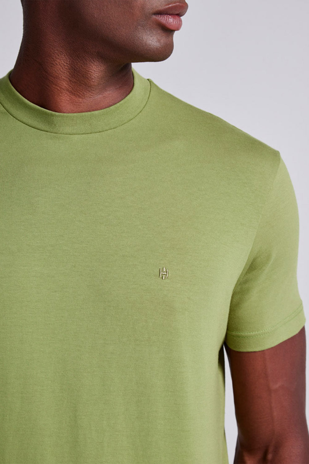 Camiseta Malha Slim Fit