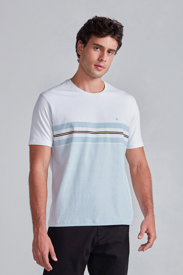 Camiseta Malha Comfort - Branco / Azul Claro
