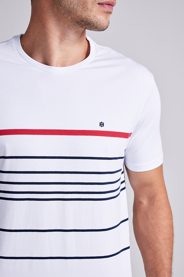 Camiseta Malha Comfort - Branco