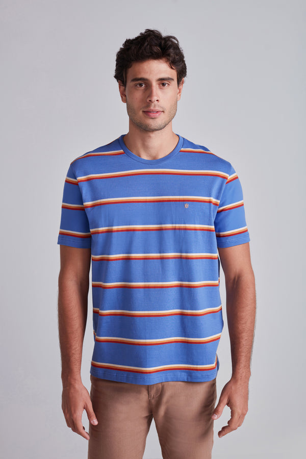 Camiseta Malha Comfort - Azul Médio / Vermelho