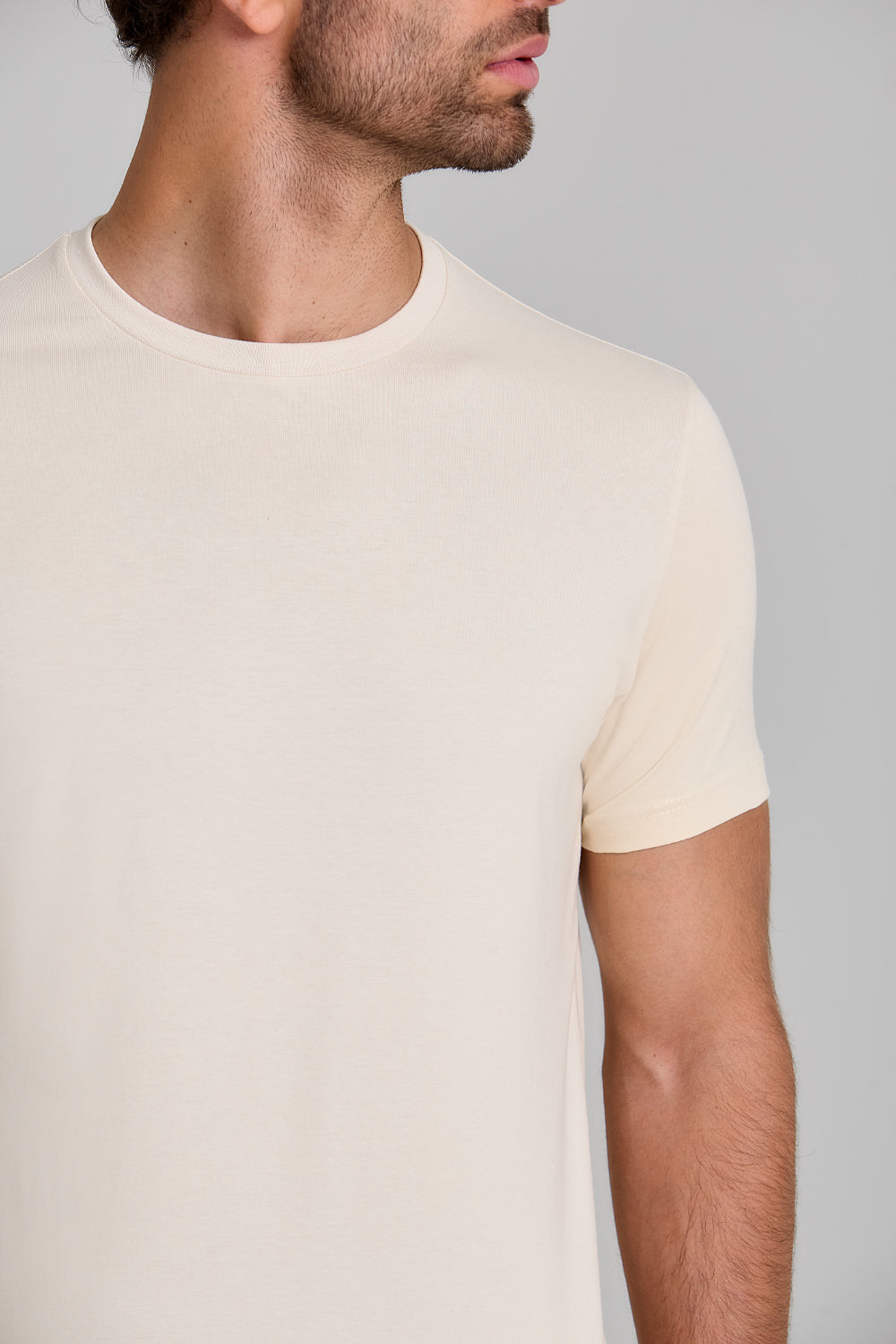 Camiseta Malha Premium Slim Fit