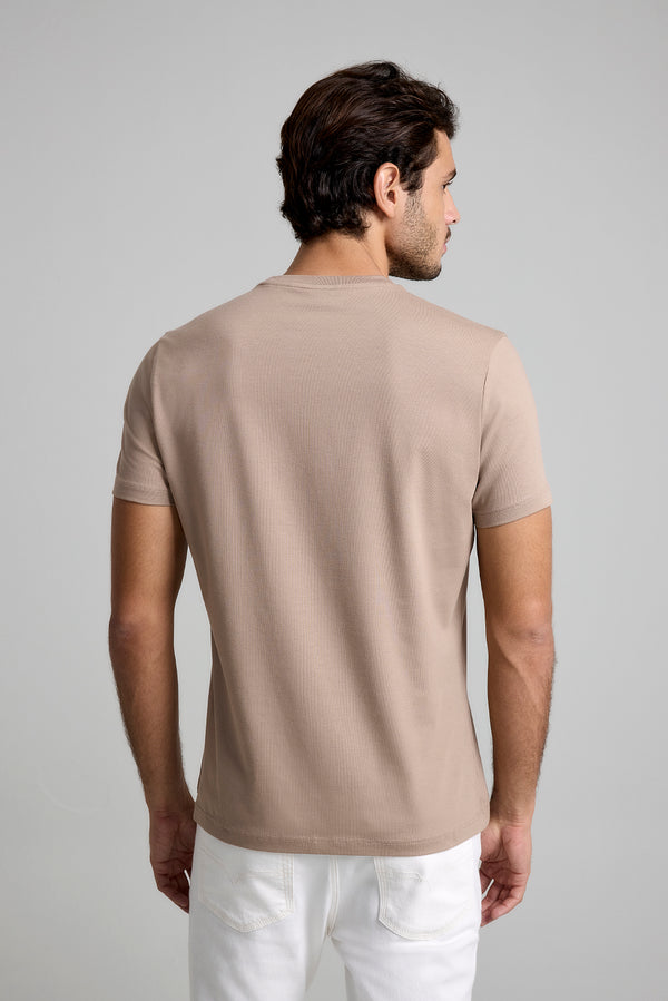Camiseta Malha Premium Slim Fit - Marrom
