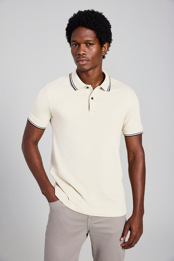 Polo Manga Curta Piquet Básica Slim Fit - Bege