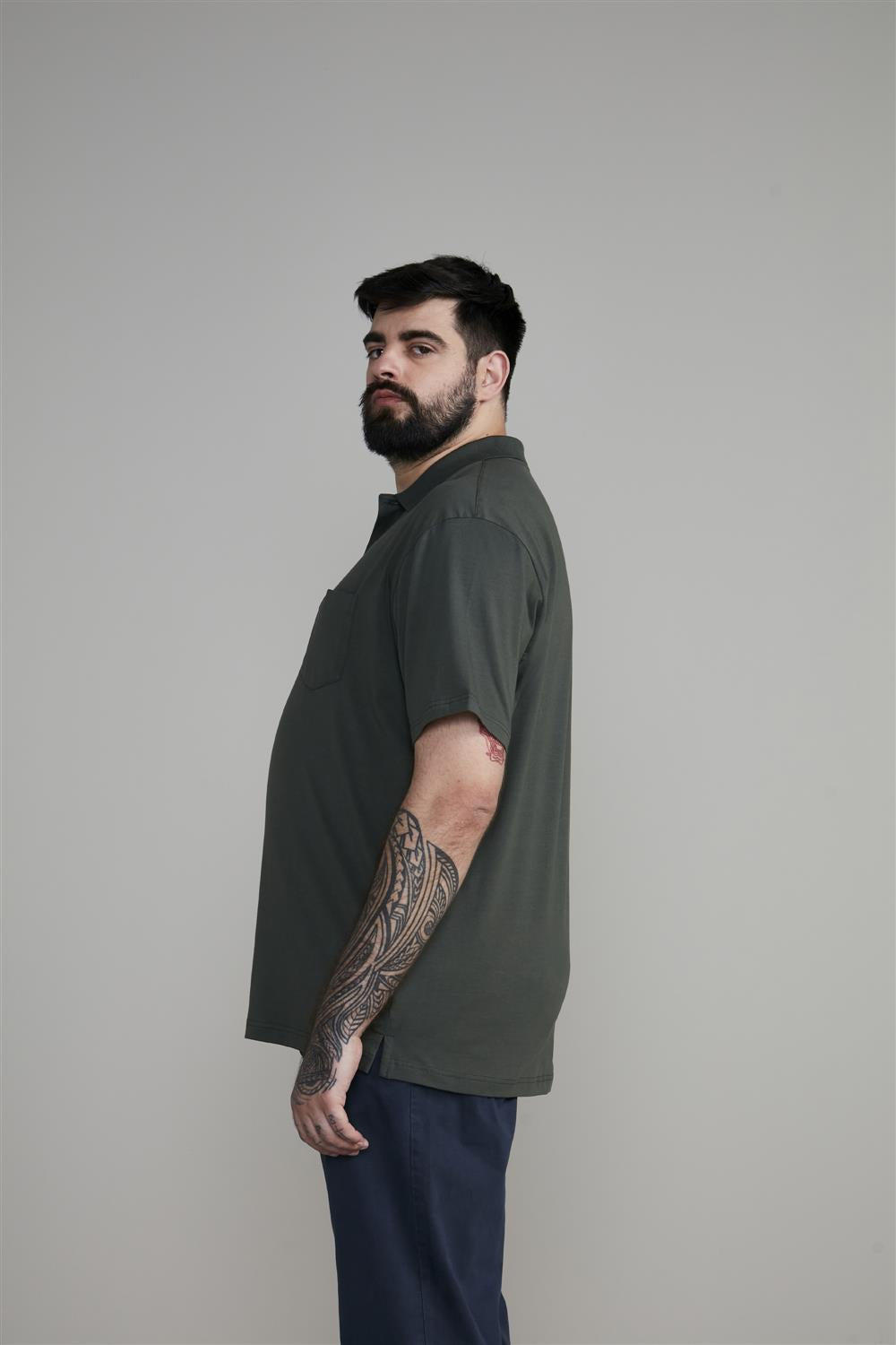 Camisa Polo Básica com Bolso Malha Premium Comfort