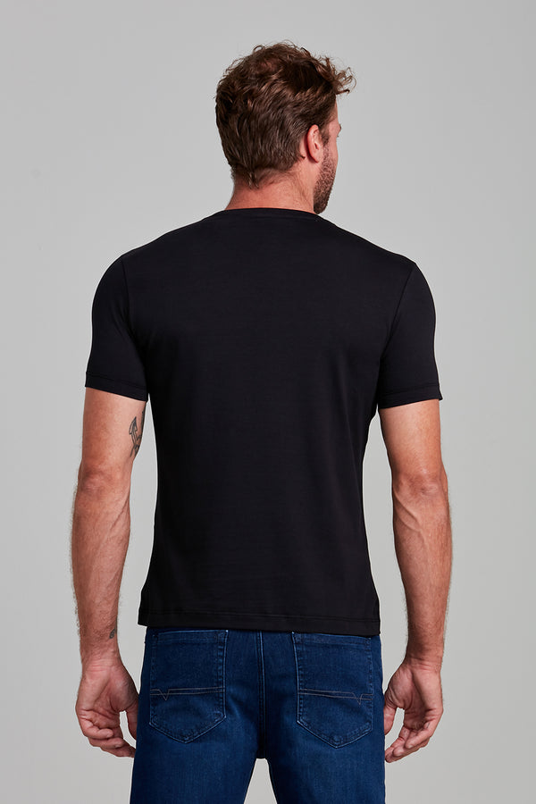 Camiseta Básica Malha Premium Slim Fit - Preto