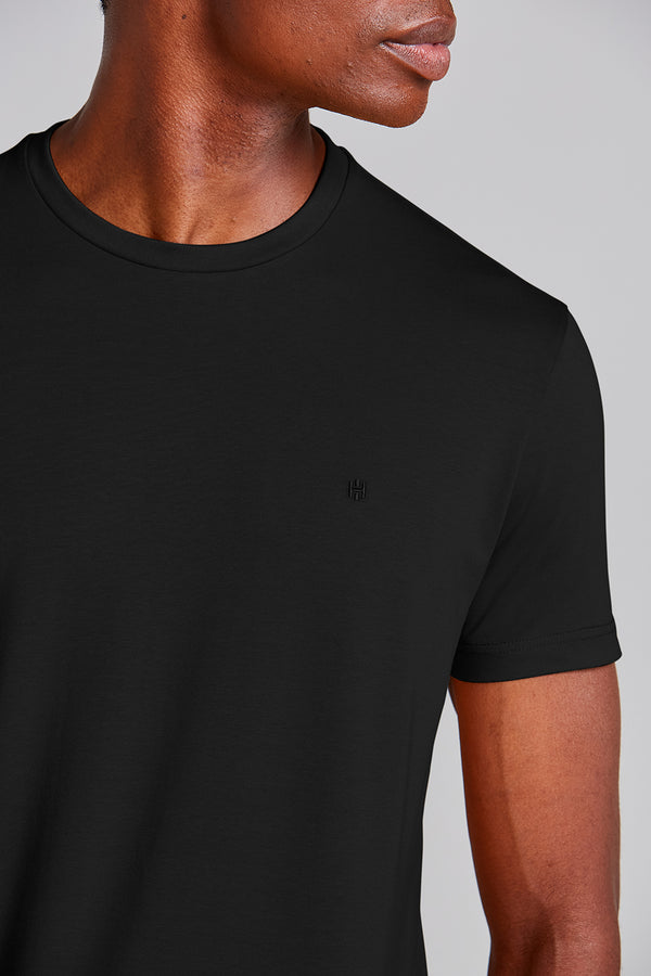 Camiseta Manga Curta Malha Básica Slim Fit - Preto