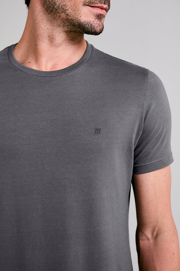 Camiseta Manga Curta Malha Básica Slim Fit - Cinza