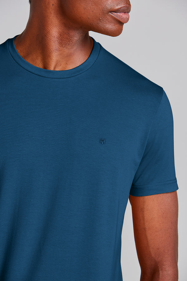 Camiseta Manga Curta Malha Básica Slim Fit - Azul Noturno