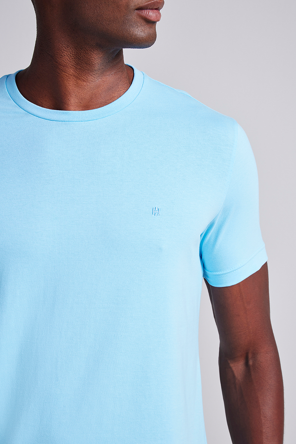 Camiseta Manga Curta Malha Básica Slim Fit - Azul