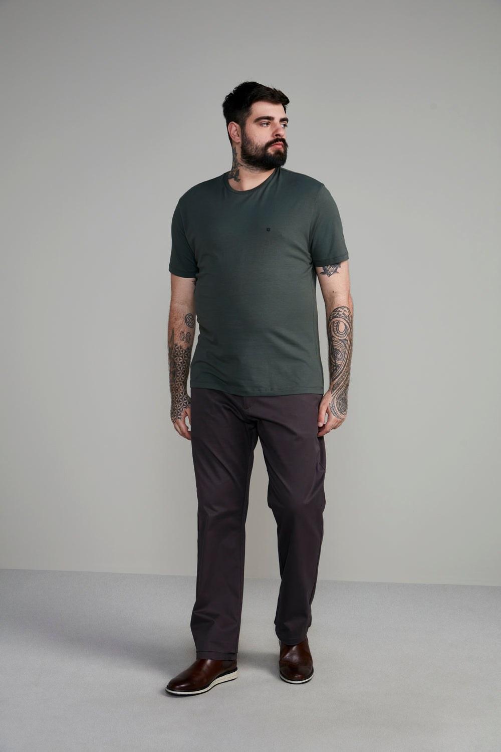 Camiseta Básica Malha Premium Slim Fit