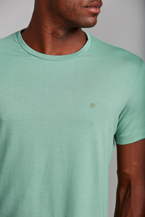 Camiseta Manga Curta Malha Básica Slim Fit - Verde
