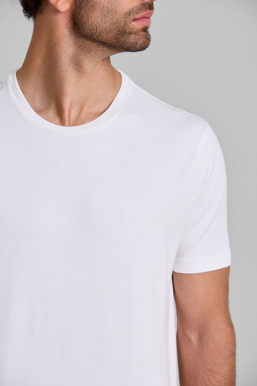 Camiseta Básica Malha Premium Comfort