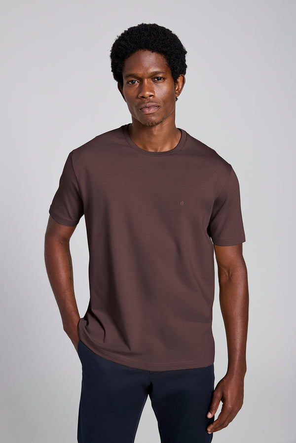 Camiseta Manga Curta Comfort Malha Básica - Marrom