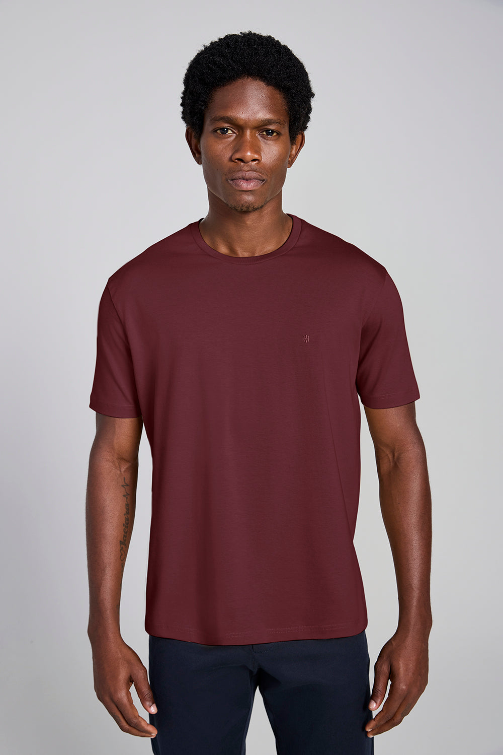 Camiseta Básica Malha Premium Comfort