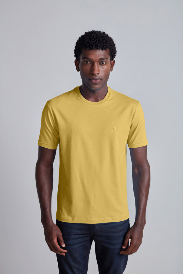 Camiseta Manga Curta Comfort Malha Básica - Amarelo