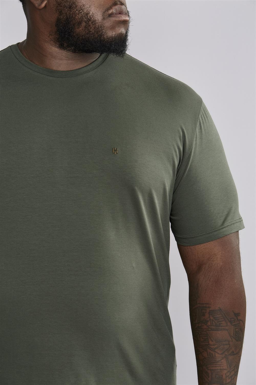 Camiseta Básica Malha Premium Comfort