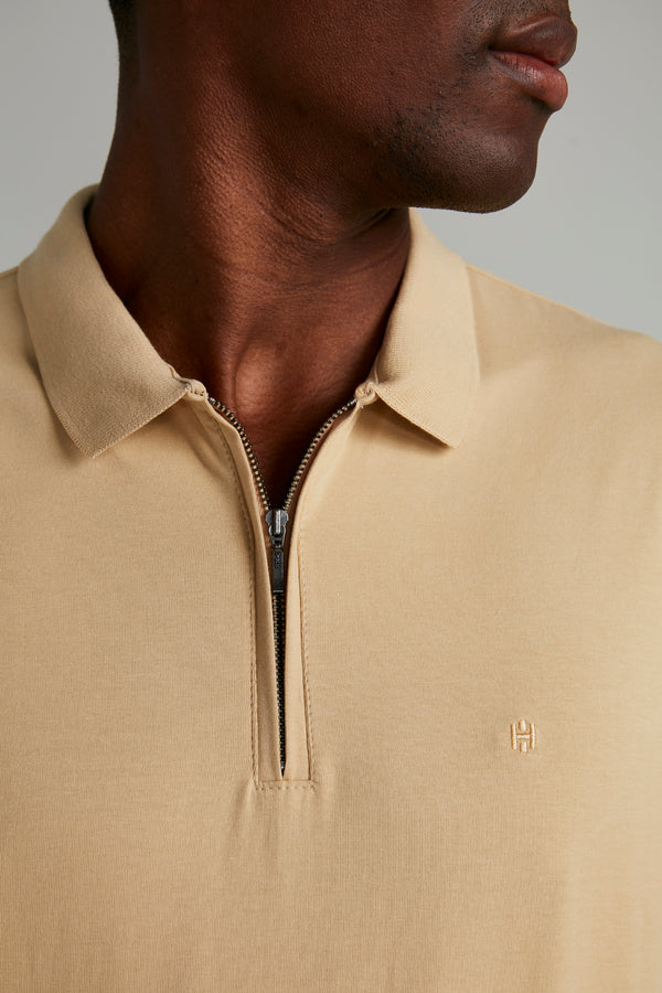 Polo Manga Curta com Zíper Comfort Básica - Amarelo