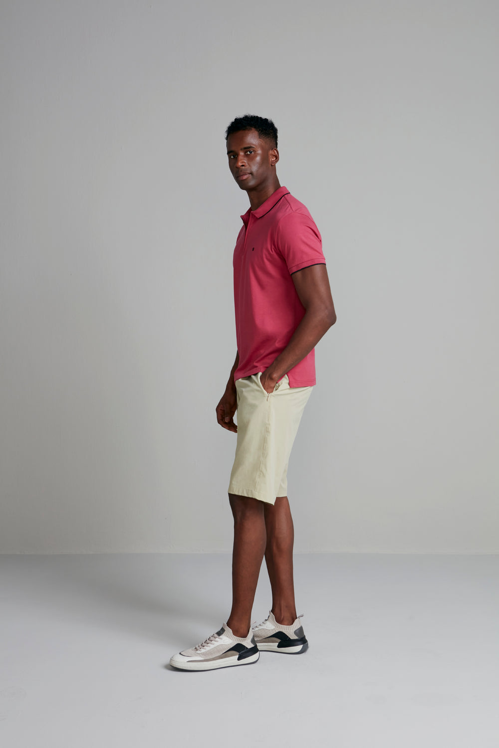 Polo Manga Curta com Zíper Slim Fit